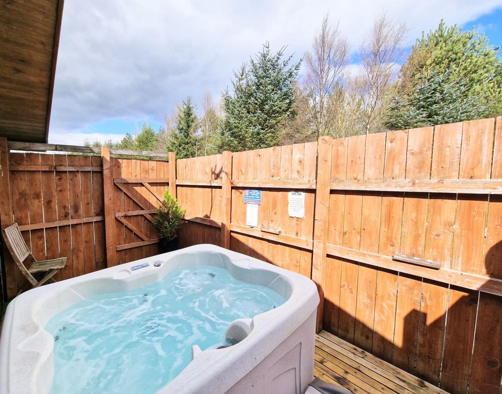 KeltyLomond 5 With Private Hot Tub - Fife - Loch Leven - Lomond Hills - Pet Friendly别墅 外观 照片