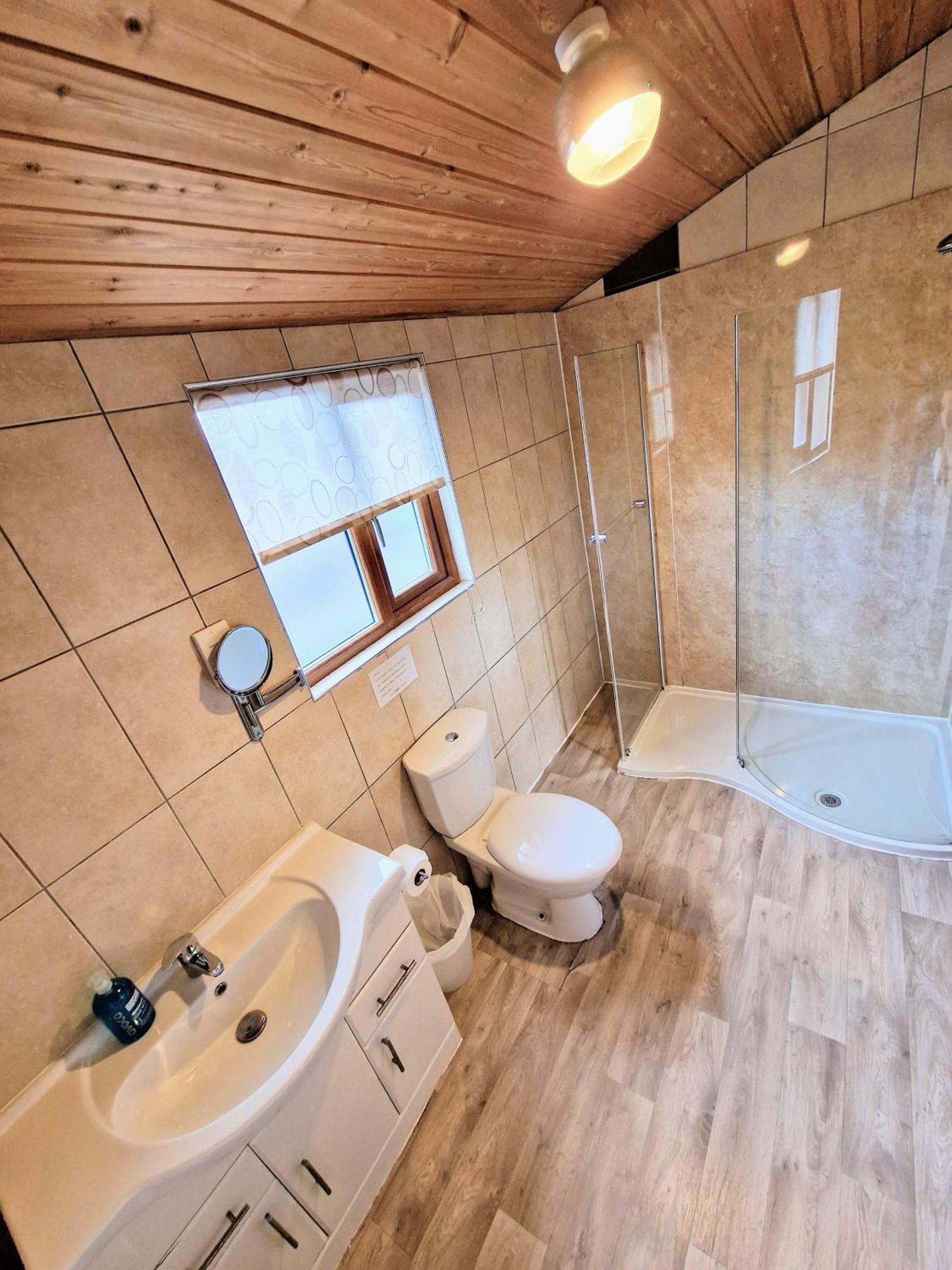 KeltyLomond 5 With Private Hot Tub - Fife - Loch Leven - Lomond Hills - Pet Friendly别墅 外观 照片